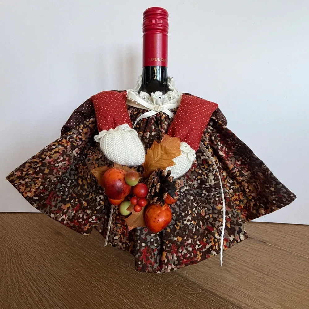 Vintage Holiday Wine Bottle Covers Lot of 5 Seasonal Decor Patriotic Easter Fall